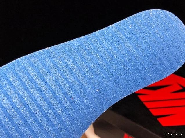 Air High Retro 1 Year OG of the 555088-700 Jordan Rookie 1026